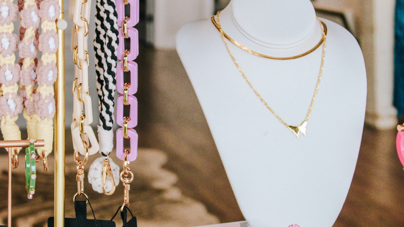 How Accessories Can Enhance an Outfit